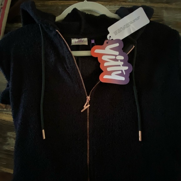 NWT YITTY Pet Me Short Fuzzy Zip Up One Piece Black Size Large - Picture 9 of 14